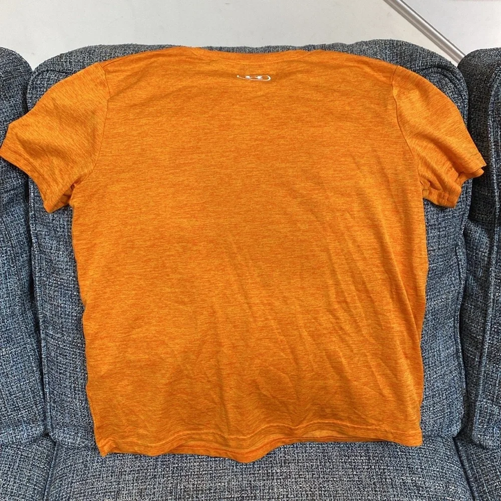 Under Armour Heat Gear Orange Loose Short Sleeve Shirt, Size Youth L